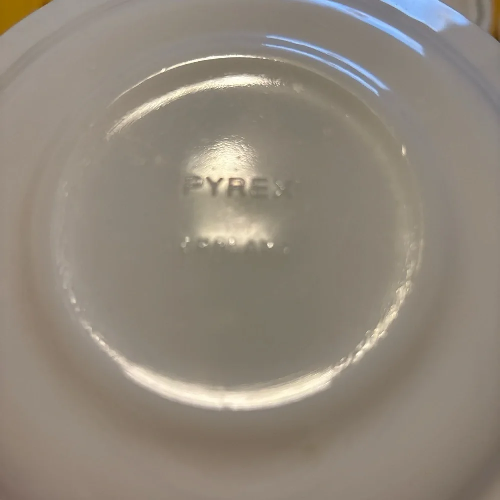 RARE 3 Pyrex England Green Arrow Stitch Border Teacup Saucer 7” Vintage English